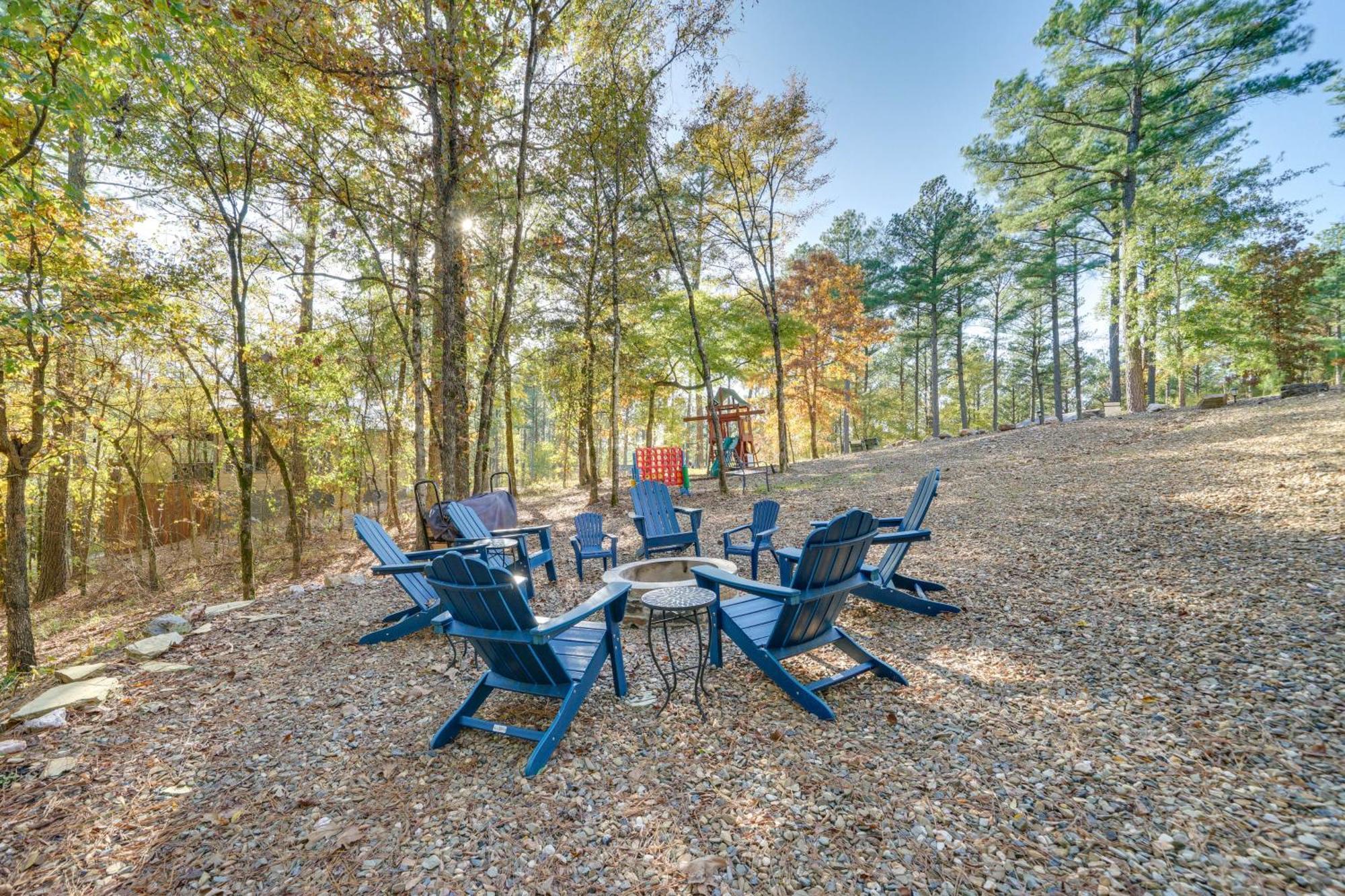 Broken Bow Family Cabin With Fireplace And Hot Tub! Eksteriør billede