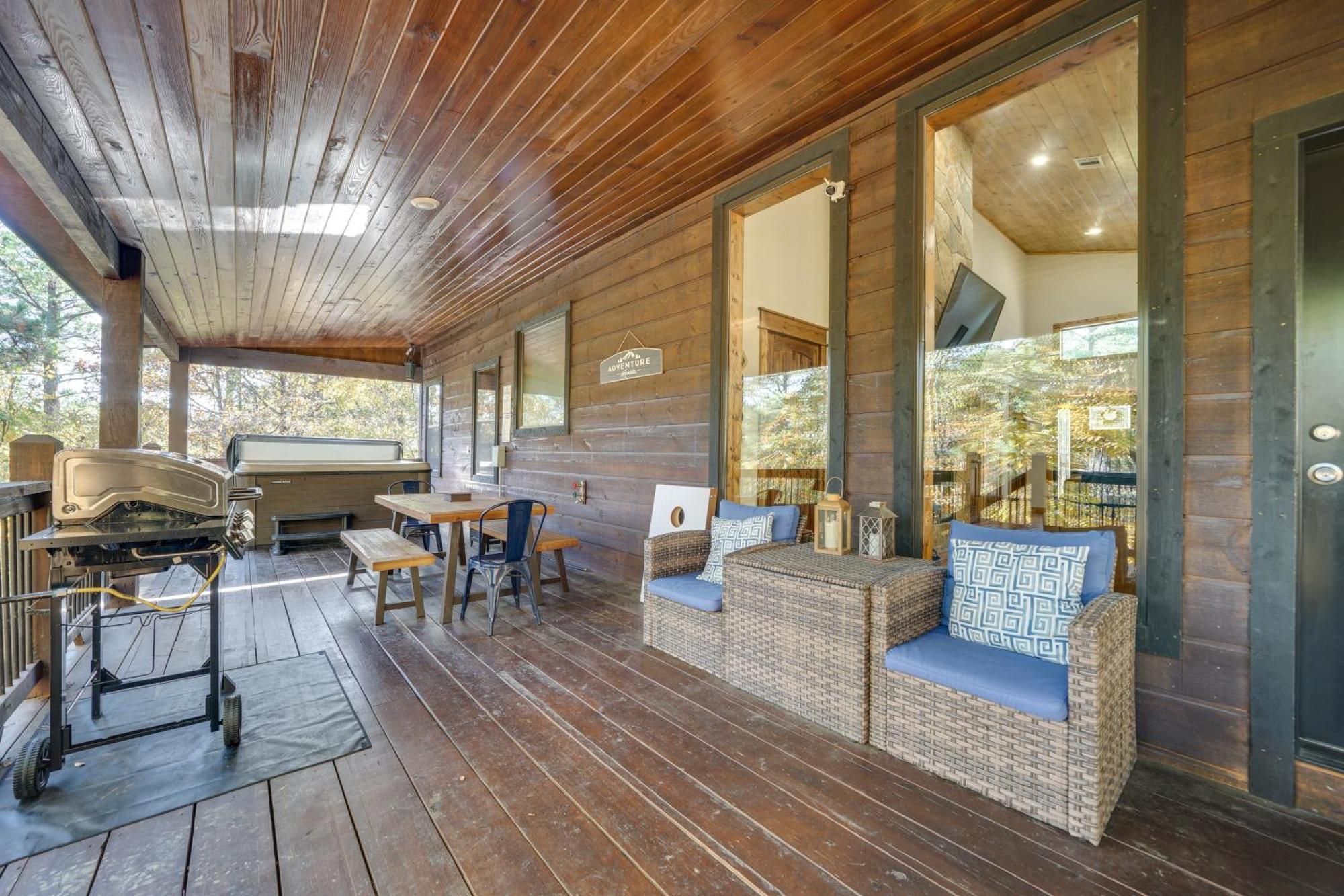 Broken Bow Family Cabin With Fireplace And Hot Tub! Eksteriør billede