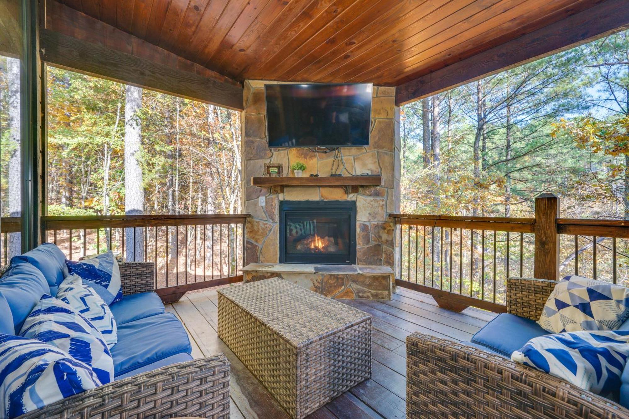 Broken Bow Family Cabin With Fireplace And Hot Tub! Eksteriør billede