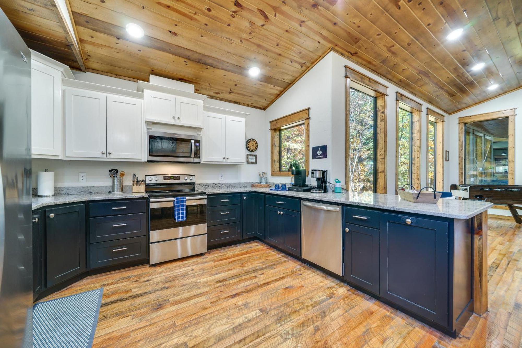 Broken Bow Family Cabin With Fireplace And Hot Tub! Eksteriør billede