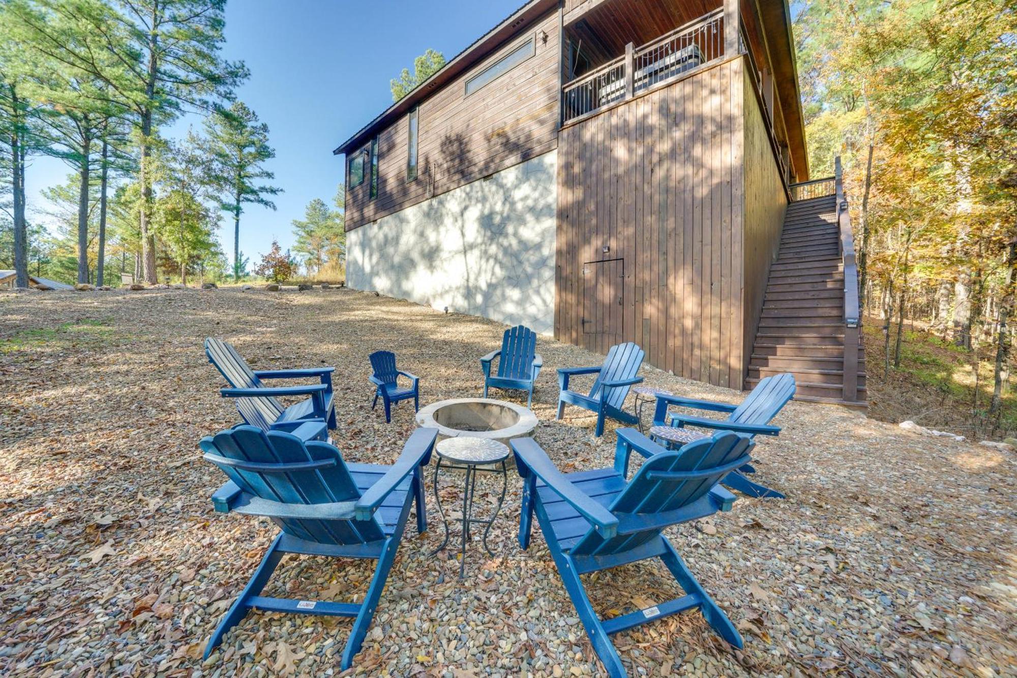 Broken Bow Family Cabin With Fireplace And Hot Tub! Eksteriør billede